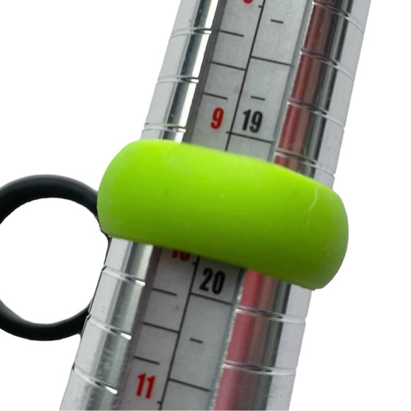 NEW - 6 Rings - Silicone Bands Size 9/10 - Picture 7 of 10